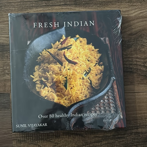 Sunil Vijayakar Fresh Indian Over 80 Healthy Indian Recipes Hardcover Book - Picture 2 of 5